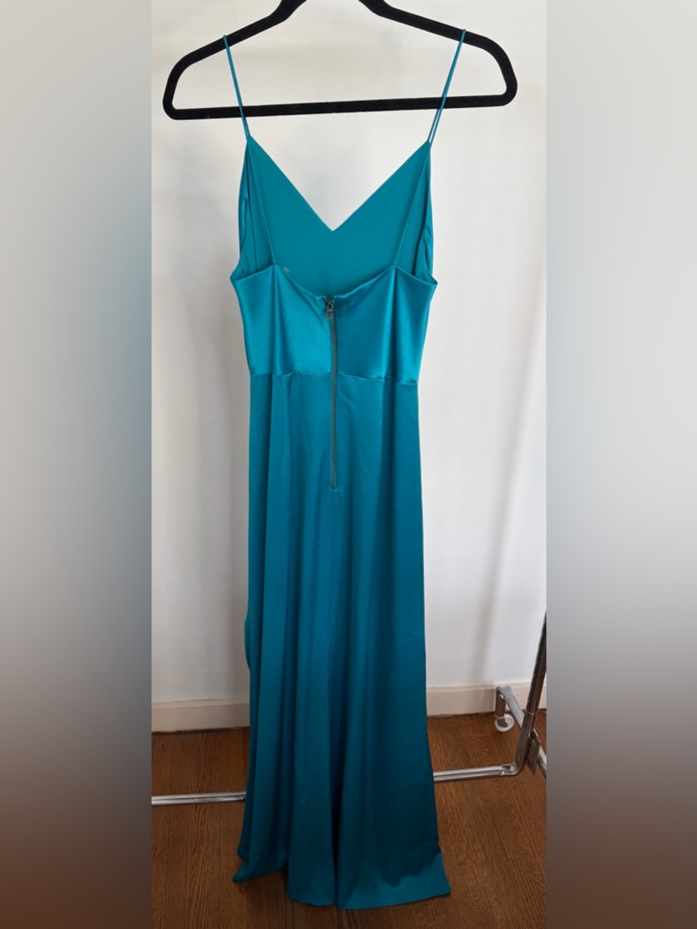 Alice + Olivia Teal Satin V-Neck Spaghetti Strap Maxi Dress - Picture 4 of 4